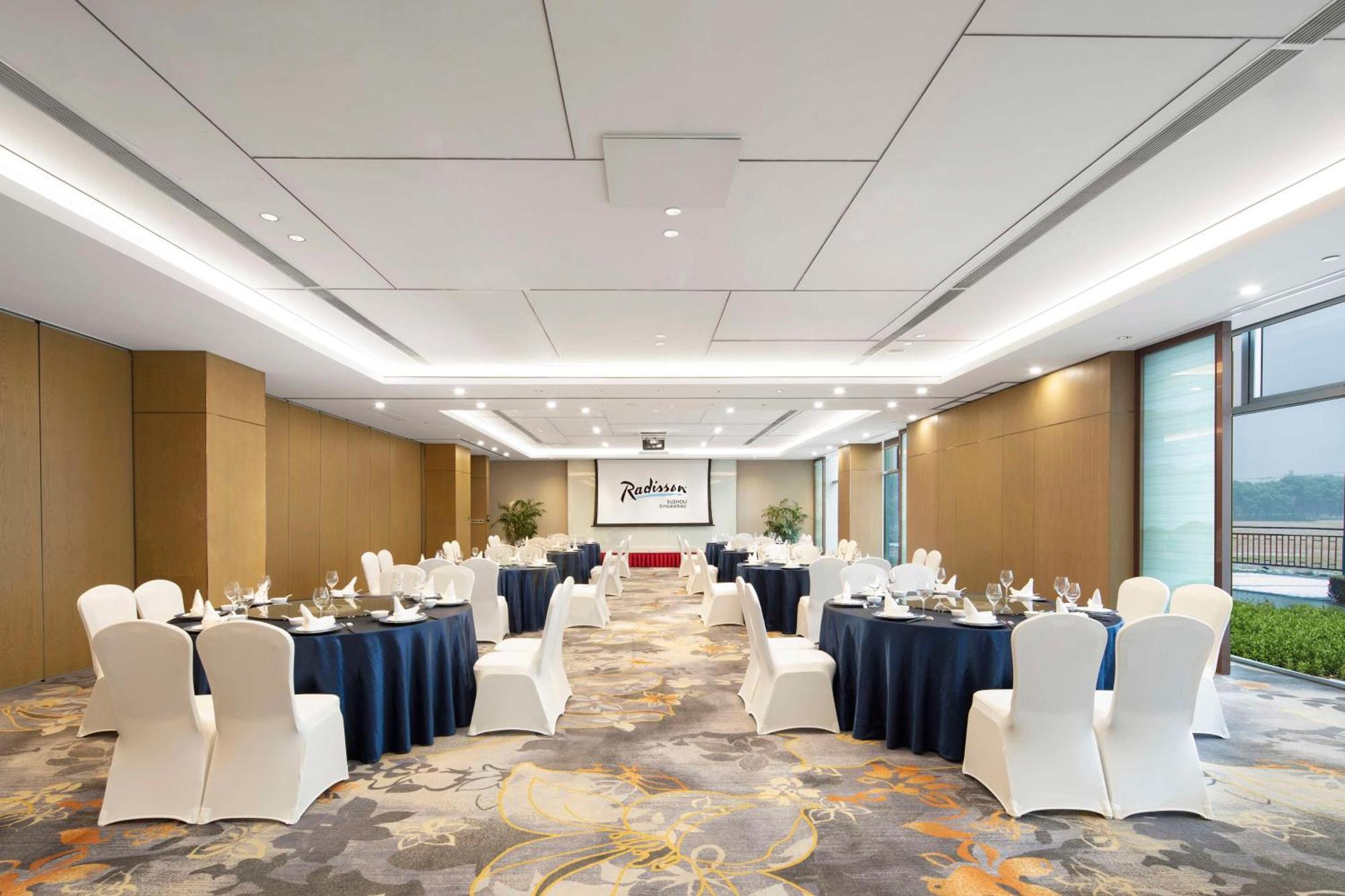Radisson Suzhou Hotel Suzhou  Exterior photo
