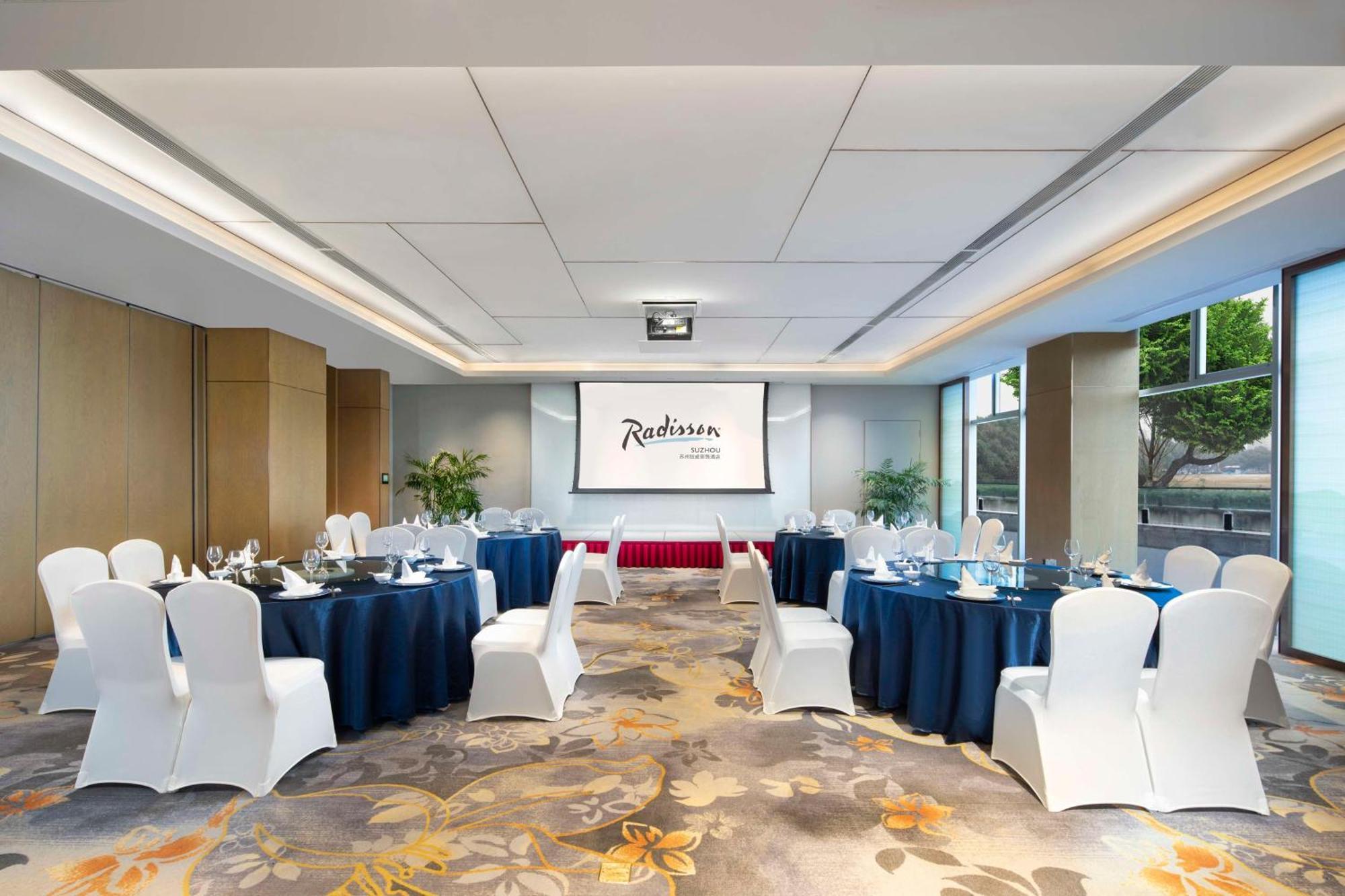 Radisson Suzhou Hotel Suzhou  Exterior photo