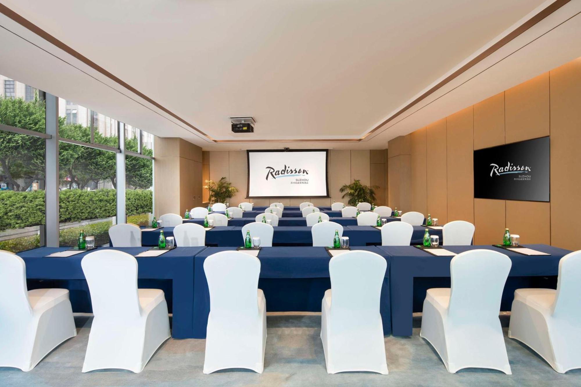Radisson Suzhou Hotel Suzhou  Exterior photo